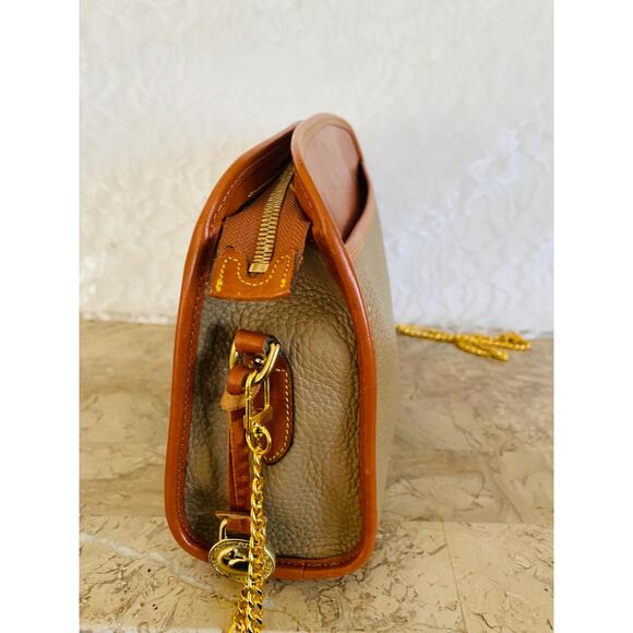 Vtg DOONEY & BOURKE all weather leather AWL small slim shoulder bag - Picture 5 of 9